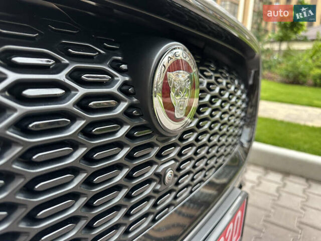 Серый Ягуар I-Pace, объемом двигателя 0 л и пробегом 59 тыс. км за 35500 $, фото 24 на Automoto.ua