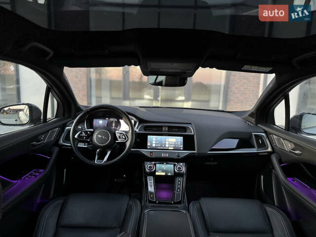 Серый Ягуар I-Pace, объемом двигателя 0 л и пробегом 89 тыс. км за 29300 $, фото 43 на Automoto.ua