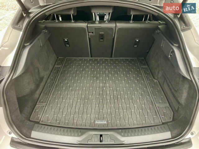 Серый Ягуар I-Pace, объемом двигателя 0 л и пробегом 79 тыс. км за 30500 $, фото 48 на Automoto.ua