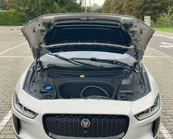 Сірий Ягуар I-Pace, об'ємом двигуна 0 л та пробігом 77 тис. км за 32500 $, фото 22 на Automoto.ua