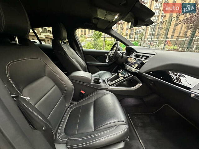 Серый Ягуар I-Pace, объемом двигателя 0 л и пробегом 59 тыс. км за 35500 $, фото 30 на Automoto.ua