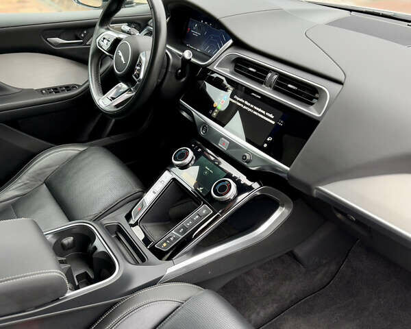 Серый Ягуар I-Pace, объемом двигателя 0 л и пробегом 85 тыс. км за 31999 $, фото 49 на Automoto.ua
