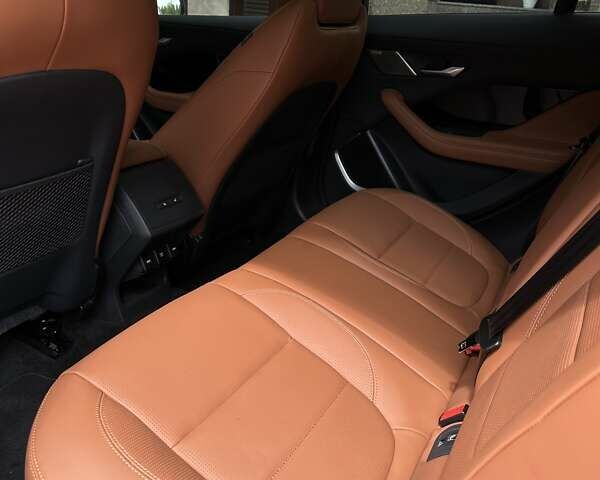 Серый Ягуар I-Pace, объемом двигателя 0 л и пробегом 13 тыс. км за 46400 $, фото 14 на Automoto.ua