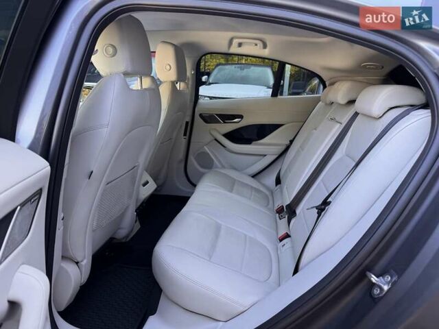 Серый Ягуар I-Pace, объемом двигателя 0 л и пробегом 43 тыс. км за 47900 $, фото 12 на Automoto.ua