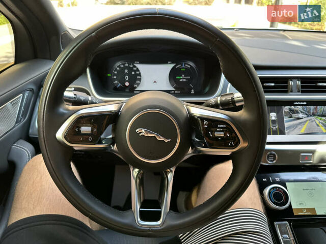 Серый Ягуар I-Pace, объемом двигателя 0 л и пробегом 88 тыс. км за 36900 $, фото 27 на Automoto.ua