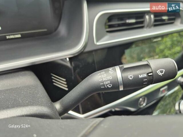 Серый Ягуар I-Pace, объемом двигателя 0 л и пробегом 17 тыс. км за 47000 $, фото 10 на Automoto.ua