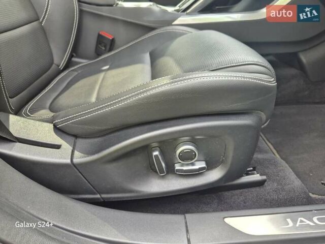 Серый Ягуар I-Pace, объемом двигателя 0 л и пробегом 20 тыс. км за 40000 $, фото 28 на Automoto.ua