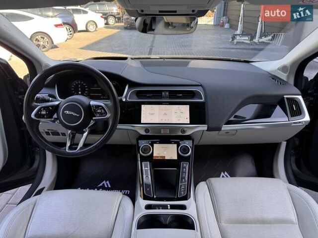 Серый Ягуар I-Pace, объемом двигателя 0 л и пробегом 43 тыс. км за 47900 $, фото 16 на Automoto.ua