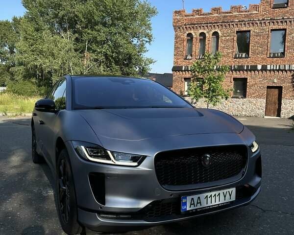 Серый Ягуар I-Pace, объемом двигателя 0 л и пробегом 13 тыс. км за 46400 $, фото 3 на Automoto.ua
