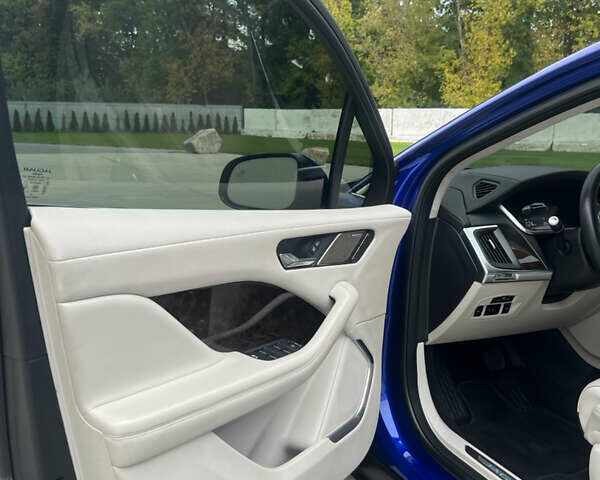 Синий Ягуар I-Pace, объемом двигателя 0 л и пробегом 126 тыс. км за 23999 $, фото 19 на Automoto.ua