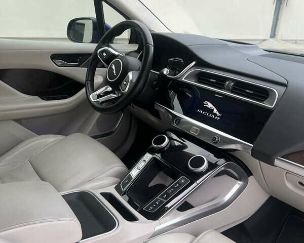 Синий Ягуар I-Pace, объемом двигателя 0 л и пробегом 126 тыс. км за 23999 $, фото 10 на Automoto.ua