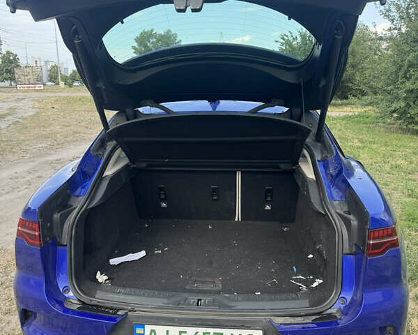 Синий Ягуар I-Pace, объемом двигателя 0 л и пробегом 87 тыс. км за 17400 $, фото 31 на Automoto.ua