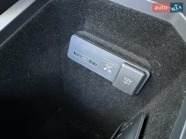 Синий Ягуар I-Pace, объемом двигателя 0 л и пробегом 31 тыс. км за 31500 $, фото 40 на Automoto.ua