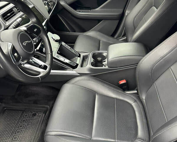Синий Ягуар I-Pace, объемом двигателя 0 л и пробегом 87 тыс. км за 25000 $, фото 7 на Automoto.ua