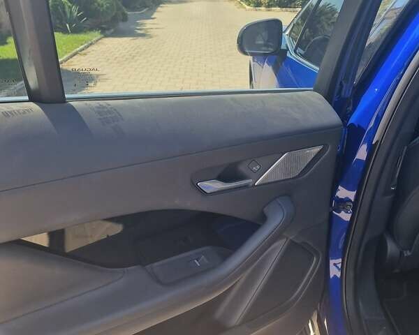 Синий Ягуар I-Pace, объемом двигателя 0 л и пробегом 137 тыс. км за 27500 $, фото 20 на Automoto.ua