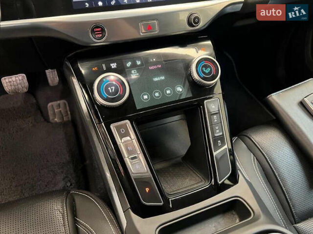 Синий Ягуар I-Pace, объемом двигателя 0 л и пробегом 65 тыс. км за 39000 $, фото 17 на Automoto.ua
