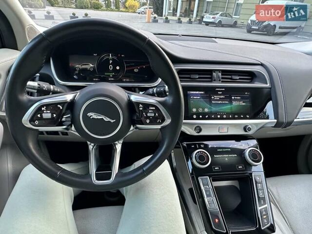Синий Ягуар I-Pace, объемом двигателя 0 л и пробегом 81 тыс. км за 33790 $, фото 13 на Automoto.ua