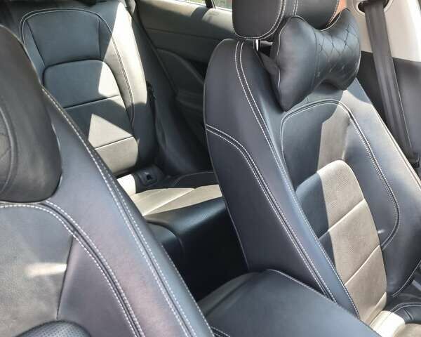 Синий Ягуар I-Pace, объемом двигателя 0 л и пробегом 137 тыс. км за 27500 $, фото 9 на Automoto.ua