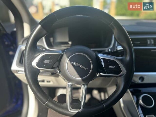 Синий Ягуар I-Pace, объемом двигателя 0 л и пробегом 71 тыс. км за 28500 $, фото 7 на Automoto.ua