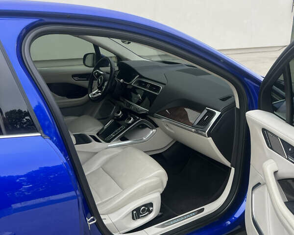 Синий Ягуар I-Pace, объемом двигателя 0 л и пробегом 126 тыс. км за 23999 $, фото 9 на Automoto.ua