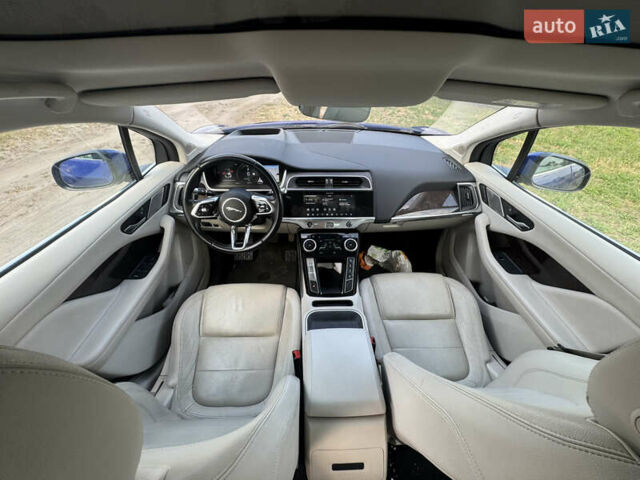 Синий Ягуар I-Pace, объемом двигателя 0 л и пробегом 87 тыс. км за 17400 $, фото 29 на Automoto.ua