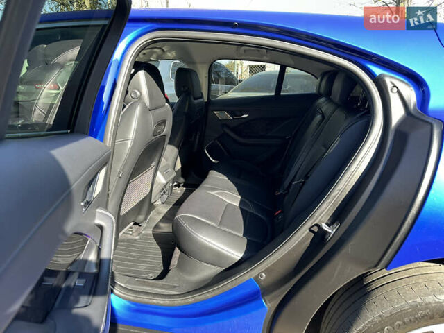 Синий Ягуар I-Pace, объемом двигателя 0 л и пробегом 31 тыс. км за 31500 $, фото 41 на Automoto.ua