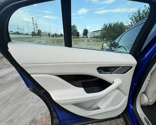 Синий Ягуар I-Pace, объемом двигателя 0 л и пробегом 87 тыс. км за 17400 $, фото 25 на Automoto.ua