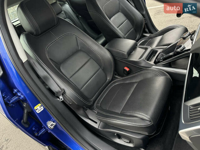 Синий Ягуар I-Pace, объемом двигателя 0 л и пробегом 124 тыс. км за 22499 $, фото 63 на Automoto.ua