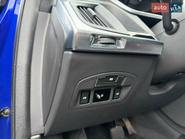 Синий Ягуар I-Pace, объемом двигателя 0 л и пробегом 77 тыс. км за 19900 $, фото 28 на Automoto.ua