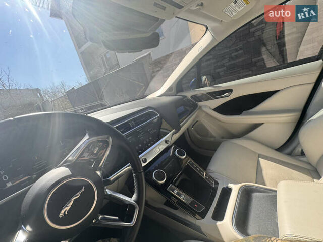 Синий Ягуар I-Pace, объемом двигателя 0 л и пробегом 37 тыс. км за 26700 $, фото 6 на Automoto.ua