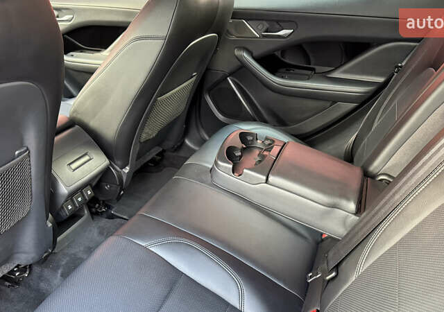 Синий Ягуар I-Pace, объемом двигателя 0 л и пробегом 107 тыс. км за 23500 $, фото 46 на Automoto.ua