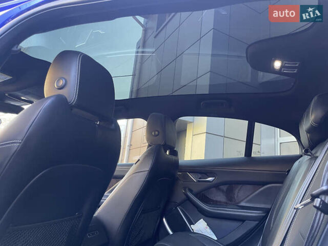 Синий Ягуар I-Pace, объемом двигателя 0 л и пробегом 95 тыс. км за 34900 $, фото 29 на Automoto.ua