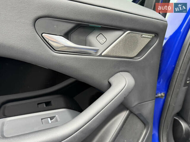 Синий Ягуар I-Pace, объемом двигателя 0 л и пробегом 77 тыс. км за 19900 $, фото 25 на Automoto.ua