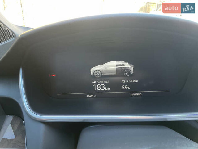 Синий Ягуар I-Pace, объемом двигателя 0 л и пробегом 95 тыс. км за 34900 $, фото 40 на Automoto.ua