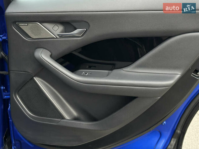 Синий Ягуар I-Pace, объемом двигателя 0 л и пробегом 124 тыс. км за 22499 $, фото 75 на Automoto.ua