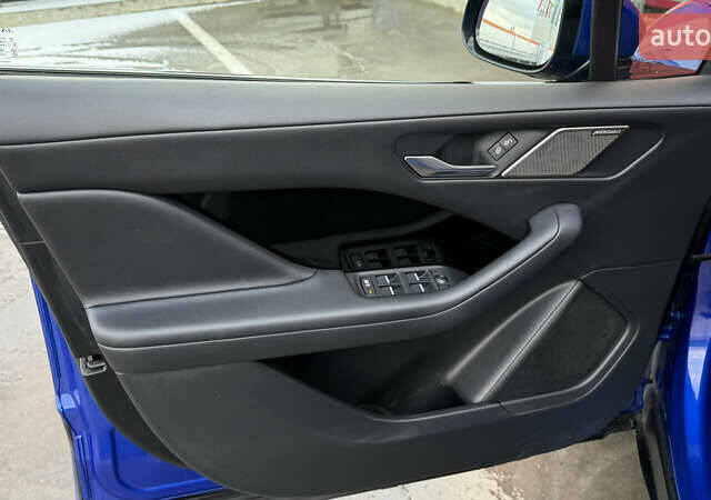 Синий Ягуар I-Pace, объемом двигателя 0 л и пробегом 107 тыс. км за 23500 $, фото 16 на Automoto.ua
