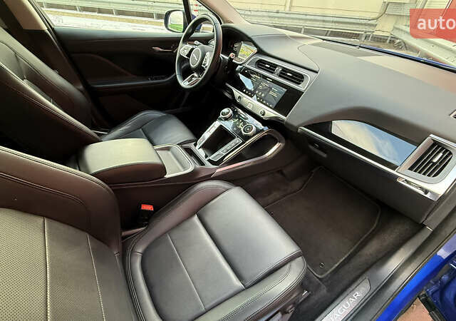Синий Ягуар I-Pace, объемом двигателя 0 л и пробегом 107 тыс. км за 23500 $, фото 64 на Automoto.ua