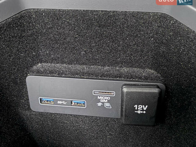 Синий Ягуар I-Pace, объемом двигателя 0 л и пробегом 77 тыс. км за 19900 $, фото 33 на Automoto.ua