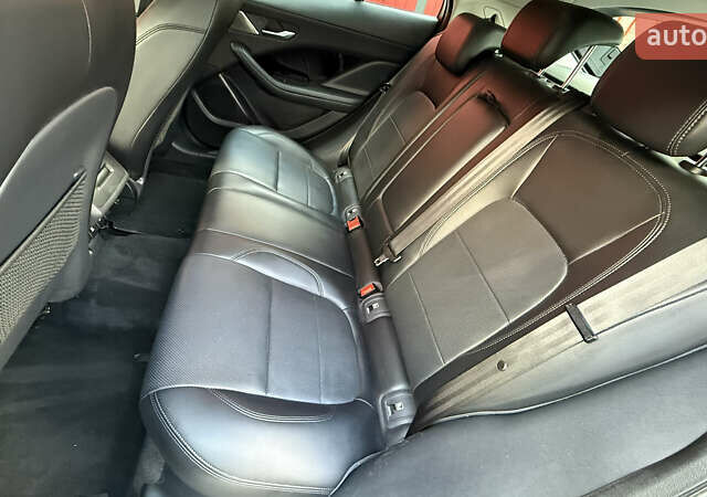 Синий Ягуар I-Pace, объемом двигателя 0 л и пробегом 107 тыс. км за 23500 $, фото 44 на Automoto.ua