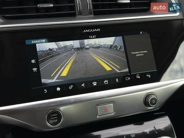 Синий Ягуар I-Pace, объемом двигателя 0 л и пробегом 124 тыс. км за 22499 $, фото 50 на Automoto.ua