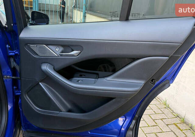Синий Ягуар I-Pace, объемом двигателя 0 л и пробегом 115 тыс. км за 26800 $, фото 59 на Automoto.ua