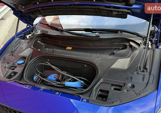 Синий Ягуар I-Pace, объемом двигателя 0 л и пробегом 107 тыс. км за 23500 $, фото 78 на Automoto.ua
