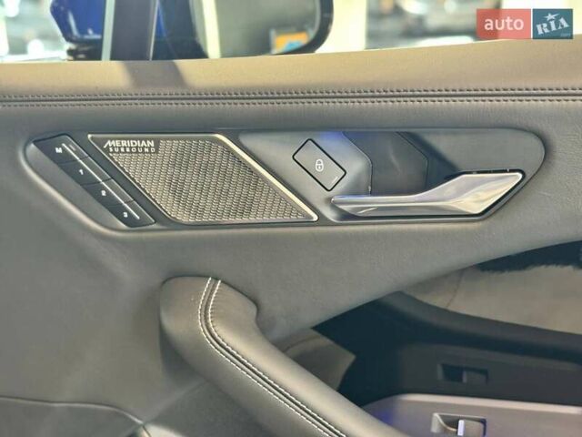 Синий Ягуар I-Pace, объемом двигателя 0 л и пробегом 68 тыс. км за 31900 $, фото 33 на Automoto.ua