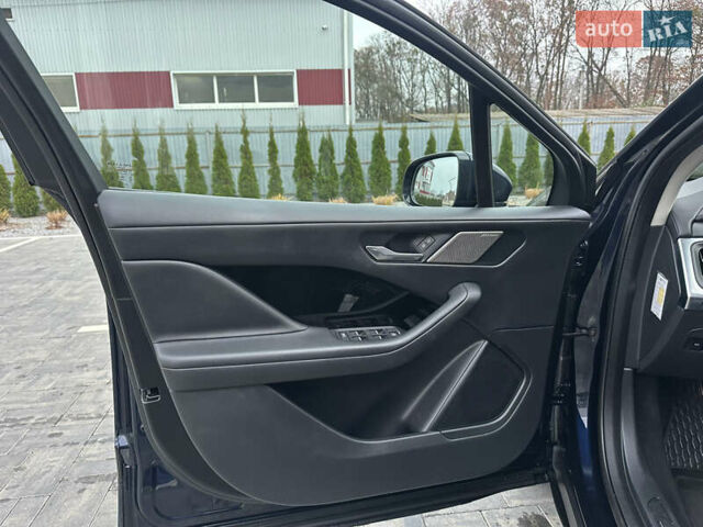 Синій Ягуар I-Pace, об'ємом двигуна 0 л та пробігом 118 тис. км за 24674 $, фото 16 на Automoto.ua
