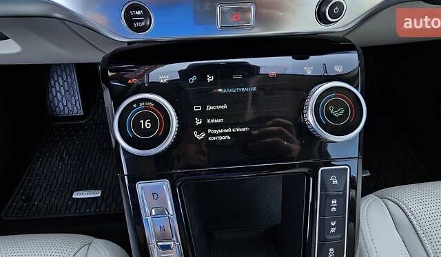 Синий Ягуар I-Pace, объемом двигателя 0 л и пробегом 121 тыс. км за 24999 $, фото 75 на Automoto.ua