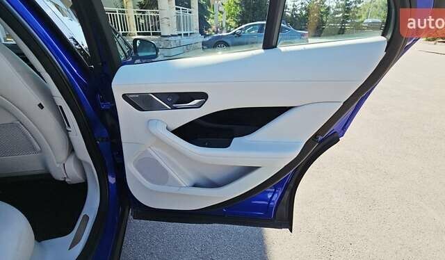 Синий Ягуар I-Pace, объемом двигателя 0 л и пробегом 121 тыс. км за 24999 $, фото 93 на Automoto.ua
