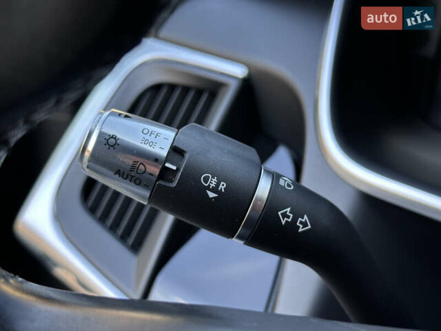 Синий Ягуар I-Pace, объемом двигателя 0 л и пробегом 117 тыс. км за 23500 $, фото 38 на Automoto.ua