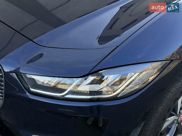 Синий Ягуар I-Pace, объемом двигателя 0 л и пробегом 117 тыс. км за 23500 $, фото 15 на Automoto.ua