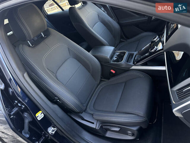 Синий Ягуар I-Pace, объемом двигателя 0 л и пробегом 117 тыс. км за 23500 $, фото 54 на Automoto.ua