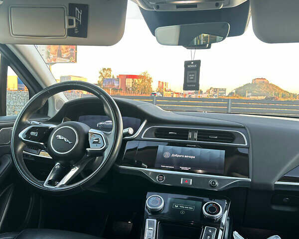 Синий Ягуар I-Pace, объемом двигателя 0 л и пробегом 75 тыс. км за 24900 $, фото 10 на Automoto.ua